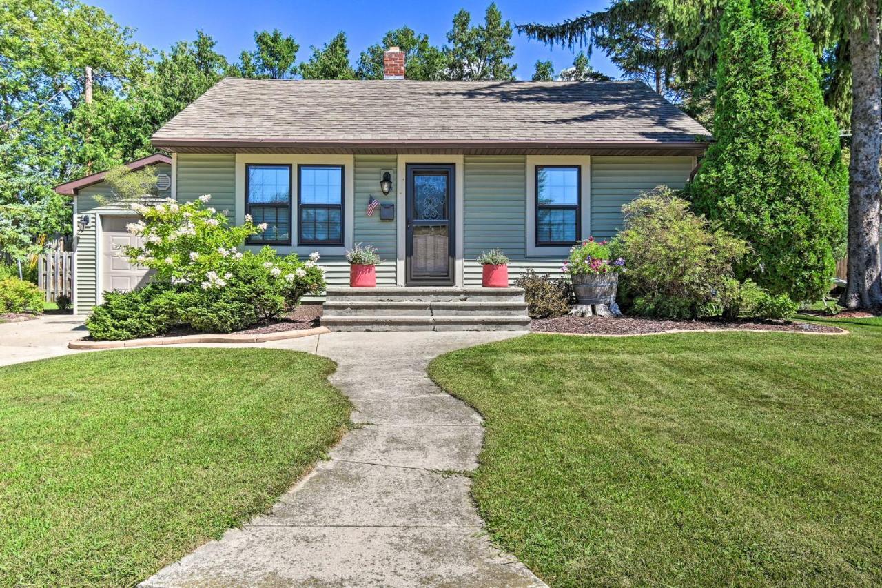 Modern Home With Backyard, 1 Mi To Dtwn Sturgeon Bay Buitenkant foto